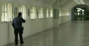 Coronavirus in Campania, via ai test rapidi su agenti e detenuti nelle carceri