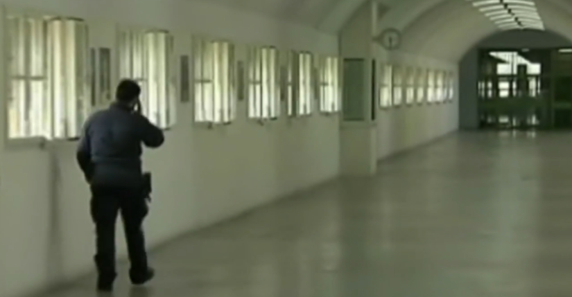 Coronavirus in Campania, via ai test rapidi su agenti e detenuti nelle carceri