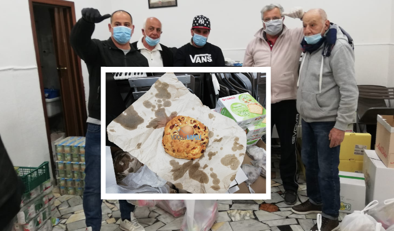 Napoli, gli 'Angeli' dei Quartieri regalano il 'casiatello solidale' ai bisognosi