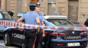 I fatti accaduti a Napoli in piazza Bellini lo scorso gennaio. Le vittime ferite a coltellate. Gli arresti eseguiti dai carabinieri