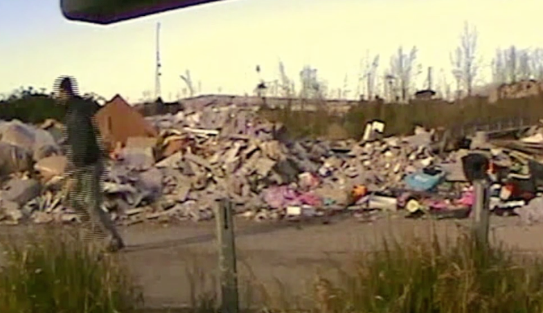 Afragola, in arresto il piromane dei rifiuti: incastrato dalle telecamere