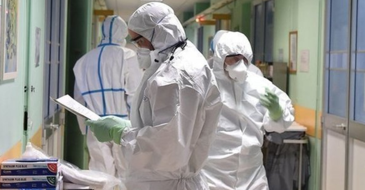 Cardarelli, medico positivo: peggiorano le condizioni. Scatta il ricovero