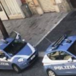 Orrore a Caserta, uccide la madre a coltellate e si costituisce