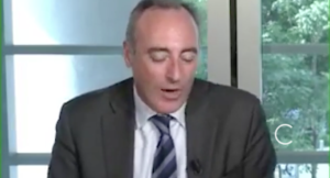 "Per infettarmi servono due persone positive allo stesso tempo", la gaffe di Gallera che travolge i social