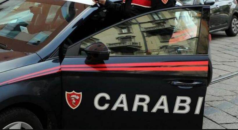 Cric come un mitra, dopo l'inseguimento arrestato rapinatore 'creativo'