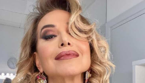 Barbara D'Urso, confessione bollente in tv: "Non ricordo come si fa, non lo faccio da tempo"