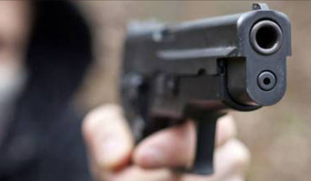 Uomo ferito a Poggioreale, spari in strada a Napoli