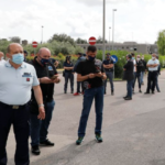 Agenti indagati per tortura, parenti detenuti festeggiano con fuochi d'artificio: "È stato di agitazione"