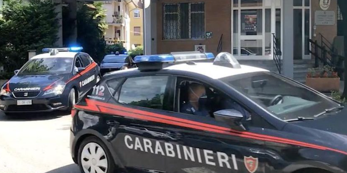 Documenti falsi e immigrazione clandestina, il blitz dei carabinieri