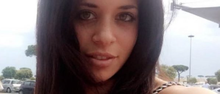 Amanda è fuori pericolo, la bella notizia per la 22enne spinta sugli scogli dal fidanzato