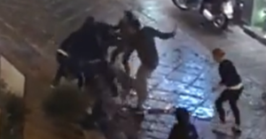 Violenta rissa nel Napoletano, uomini feriti a bottigliate