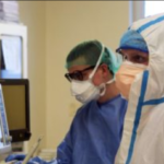 Festa in barca con la febbre, medico porta il virus in Cilento: scoppia focolaio