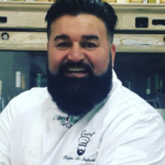 I napoletani sono con Peppe Di Napoli, un plebiscito sui social per il cuoco più amato del web