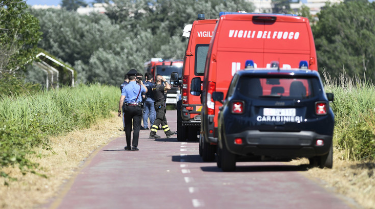 Incidente fa strage in montagna, auto finisce nel precipizio: 5 morti, tutti giovanissimi