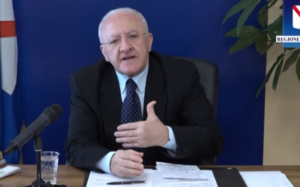 Covid in Campania, l'appello dell'Unità di Crisi regionale: "Restate in Italia"