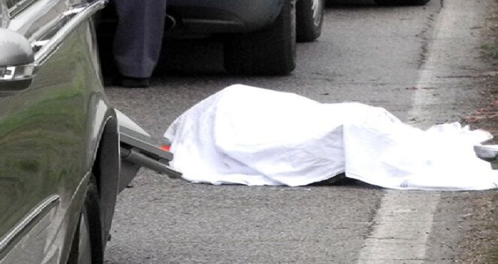 Orrenda scoperta in Campania, uomo trovato in strada senza vita