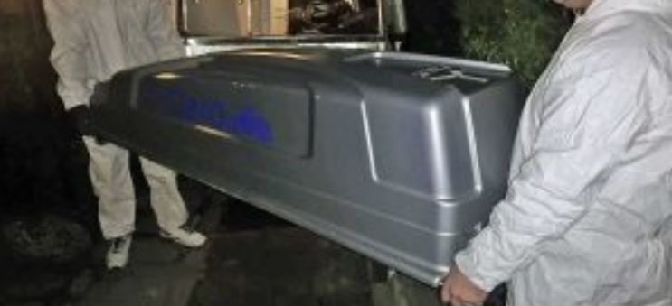 Dramma in Campania, non risponde ai parenti: uomo trovato senza vita in casa