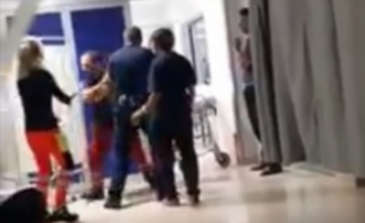 Ospedale San Gennaro, assalto armato contro le guardie giurate: vigilanti aggrediti e derubati delle pistole