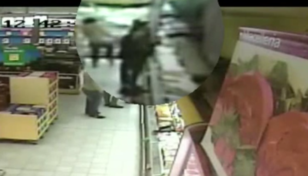 vigile urbano ruba caserta