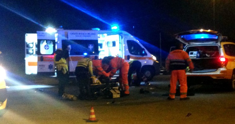 Clochard investito ed ucciso da un auto, inutile l'intervento dei soccorsi