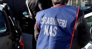 Napoli, sequestro di 40 kg di alimenti al Centro Direzionale