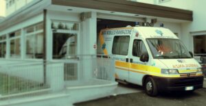 Bimbo morto ad Afragola, a chiuderlo nel cassettone sarebbe stata la sorellina