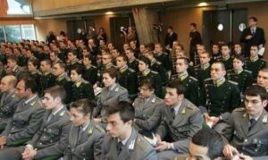 Concorso per entrare in Guardia di finanza: liberi 10 posti da Tenente