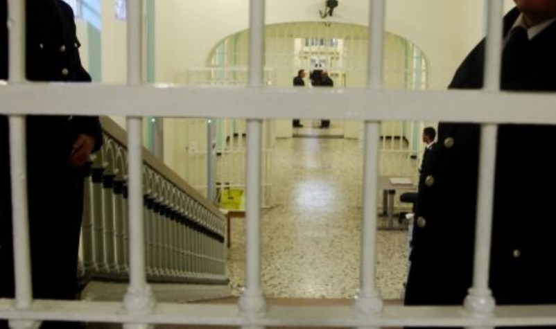 Costruzione di nuove carceri a Napoli la firma dell'accordo