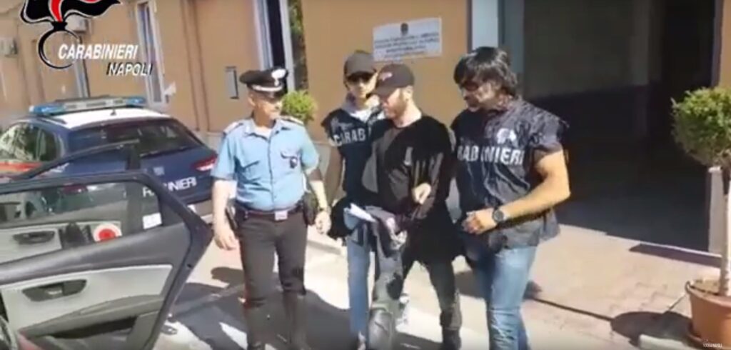 Napoli, carabinieri arrestano latitante goloso: fatali per lui i peccati di gola