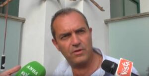 De Magistris: "Il Napoli giocherà al San Paolo e presto partiranno i lavori a via Marina"