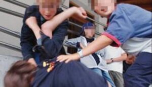 Castellammare, difendono vittima dal branco: spedizione punitiva contro due fratelli