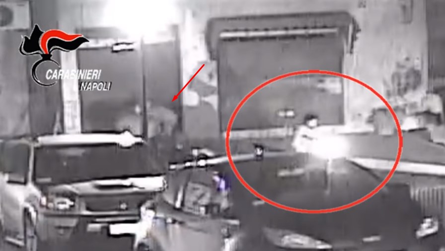 Napoli: consulente finanziario rapinato, uno dei ladri arrestato in Spagna