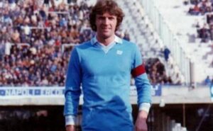 Krol elogia Napoli e il club fa gli auguri al campione per i 70 anni