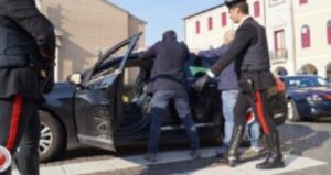 Secondigliano, arrestato pusher del clan Di Lauro