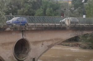 La Procura chiude il "Ponte nuovo sul Volturno", la struttura è a rischio crollo