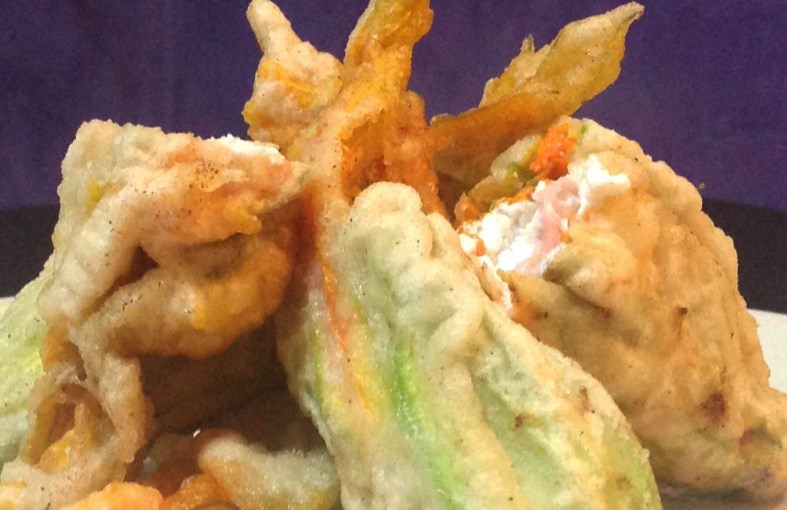 Fiori di zucca fritti e ripieni, la ricetta originale di Cannavacciuolo