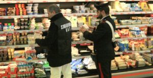 Blitz dei Nas a Quarto, operazione presso un supermercato Conad
