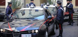 Nola, arrestato il "trio del falso": rubavano documenti di identità da compilare