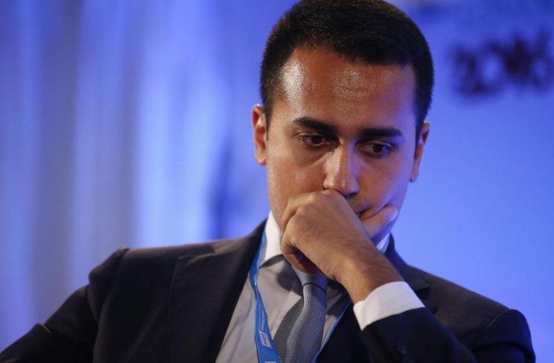 Sconfitta a 5 Stelle, domani si vota la fiducia a Di Maio: la parola agli iscritti al movimento