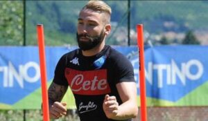 Napoli, troppa folla in difesa: sarà ceduto Tonelli