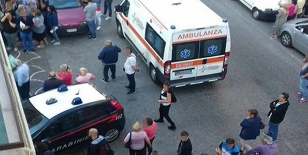 Dramma a Pianura, giovane di 22 si getta nel vuoto e muore