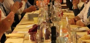 Famiglia napoletana passa il weekend in un agriturismo e scappa senza pagare il conto