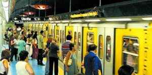 Napoli, chiusa la fermata "Università" della metro: i lavori dureranno 10 giorni