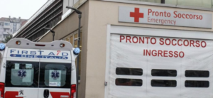 Bimbo di 3 anni cade dal balcone e muore, eseguita autopsia e ascoltati genitori