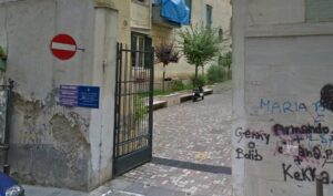 Quartieri Spagnoli, il dramma dei residenti evacuati: "Siamo senza casa"