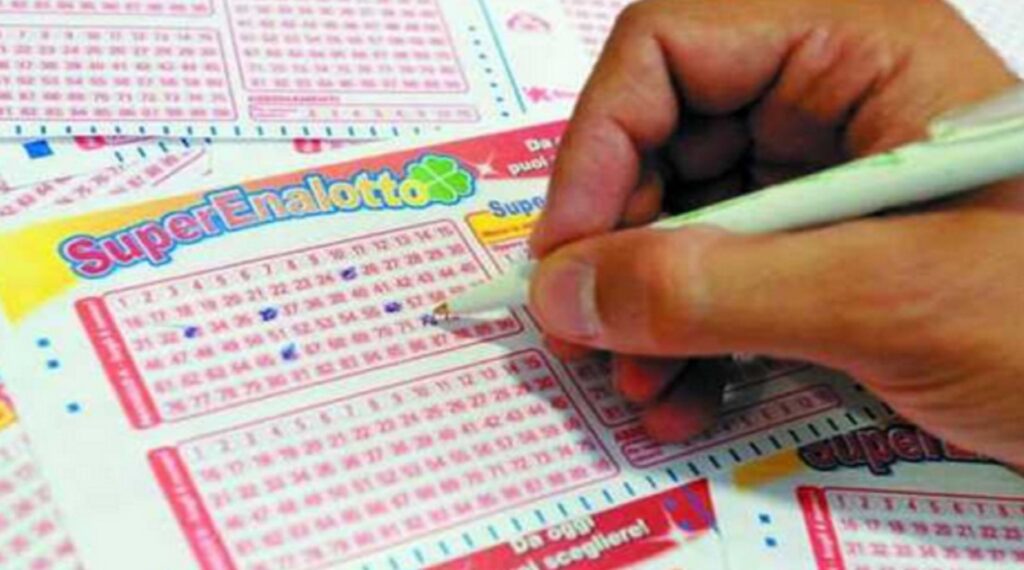 La dea bendata bacia Afragola, sfiora il Jackpot e porta acasa 26mila euro