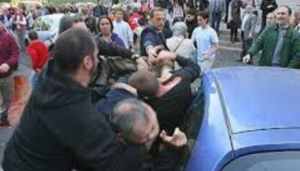 Rissa tra vicini di casa