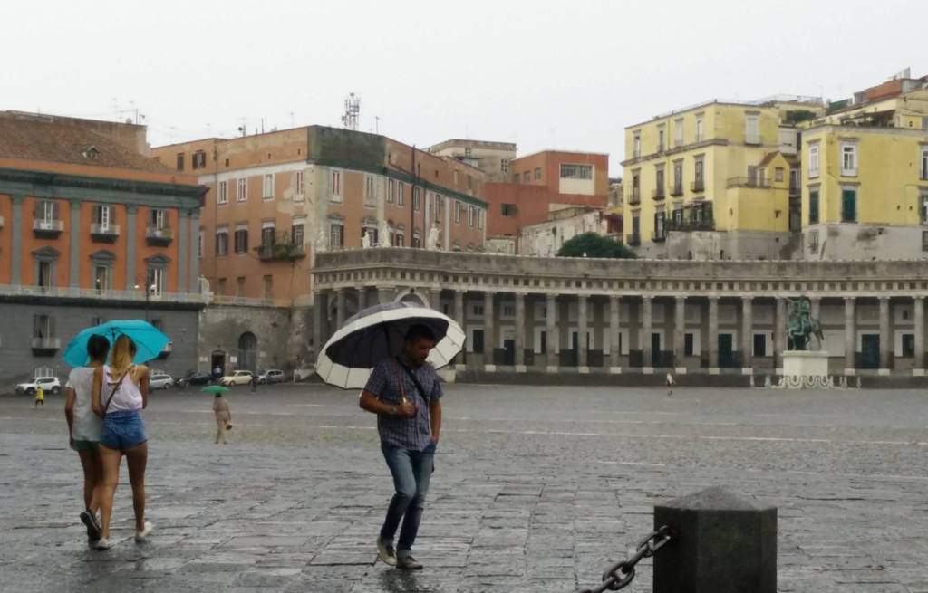 Previsioni meteo Napoli per i prossimi giorni, perturbazione in arrivo