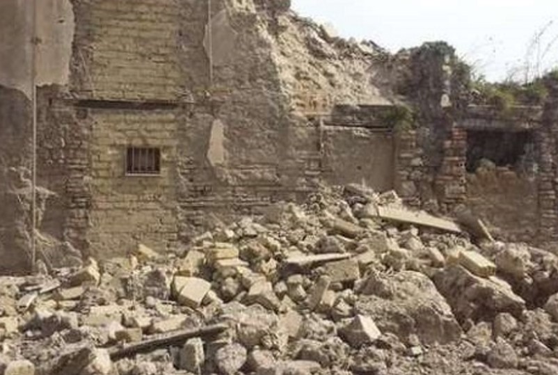 Nuovo crollo a Torre Annunziata, sfollate sei famiglie