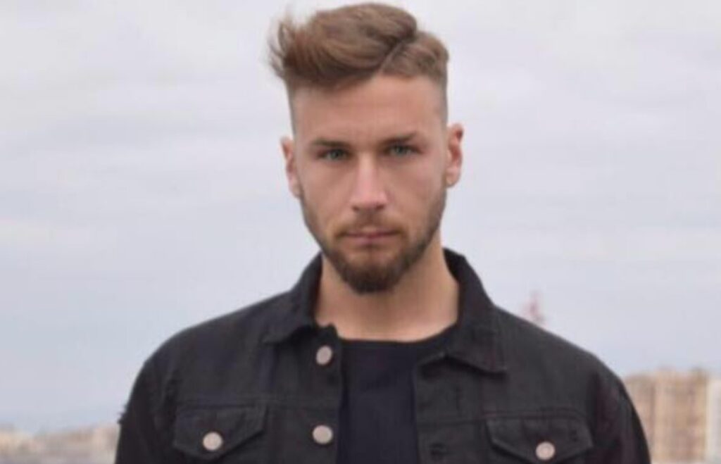 Alfredo Di Capua accusato di dirigere il Blue Whale in Italia, giovane calciatore denuncia l'accaduto